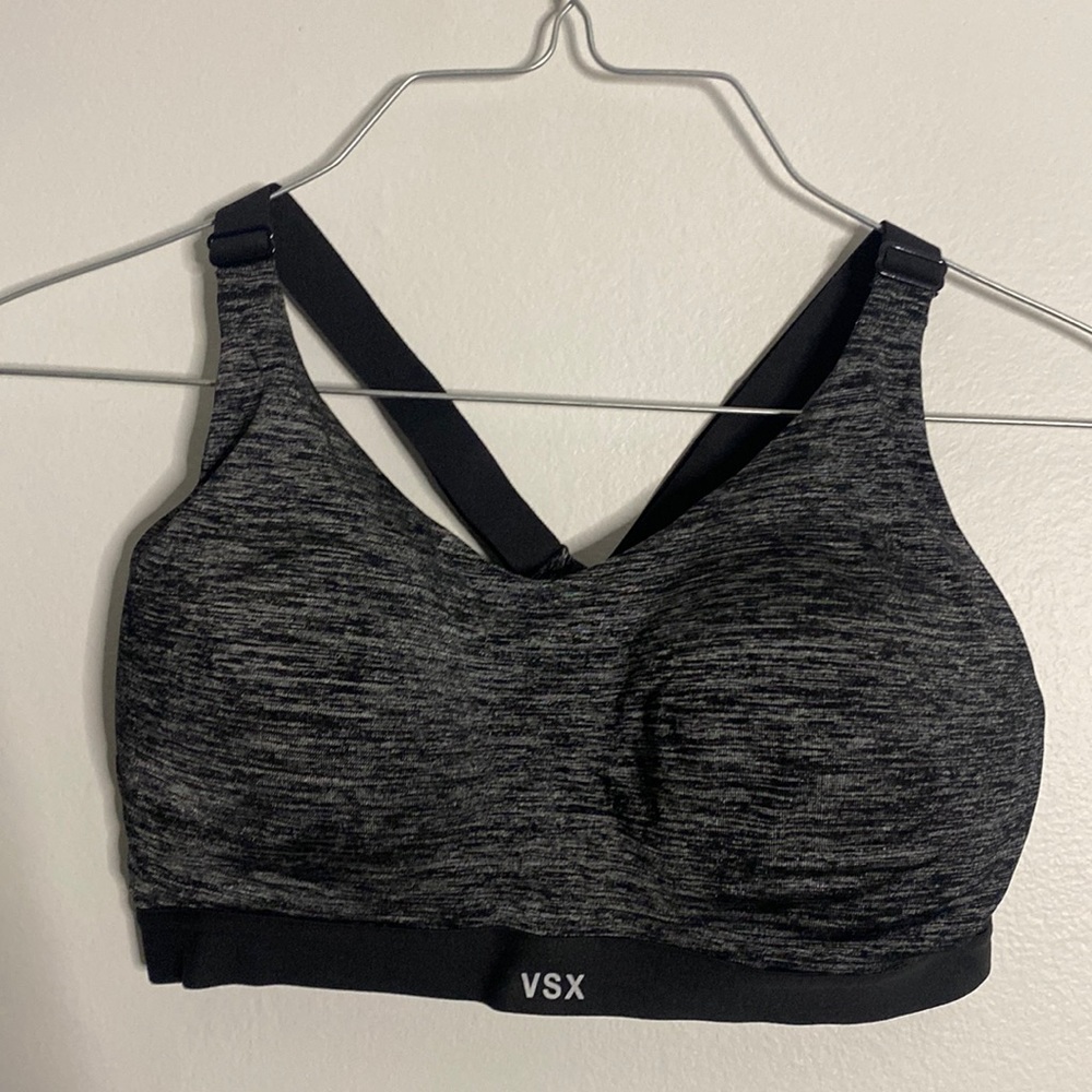 Victoria’s Secret VSX Sports Bra NEW